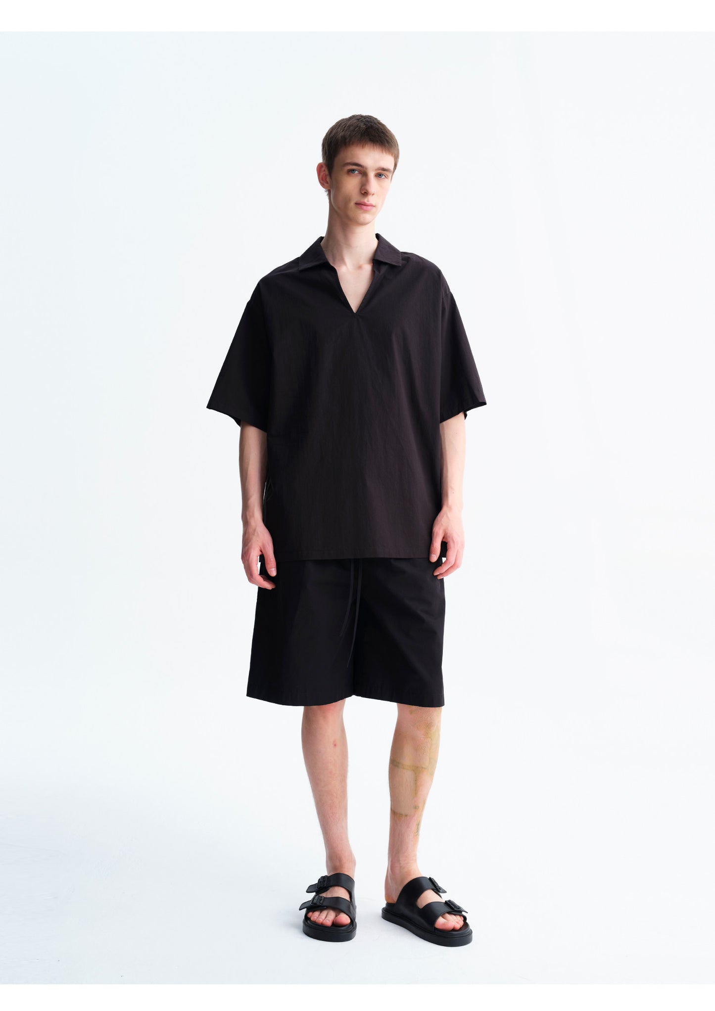 Loose-Fit V-Neck Pullover Shirt