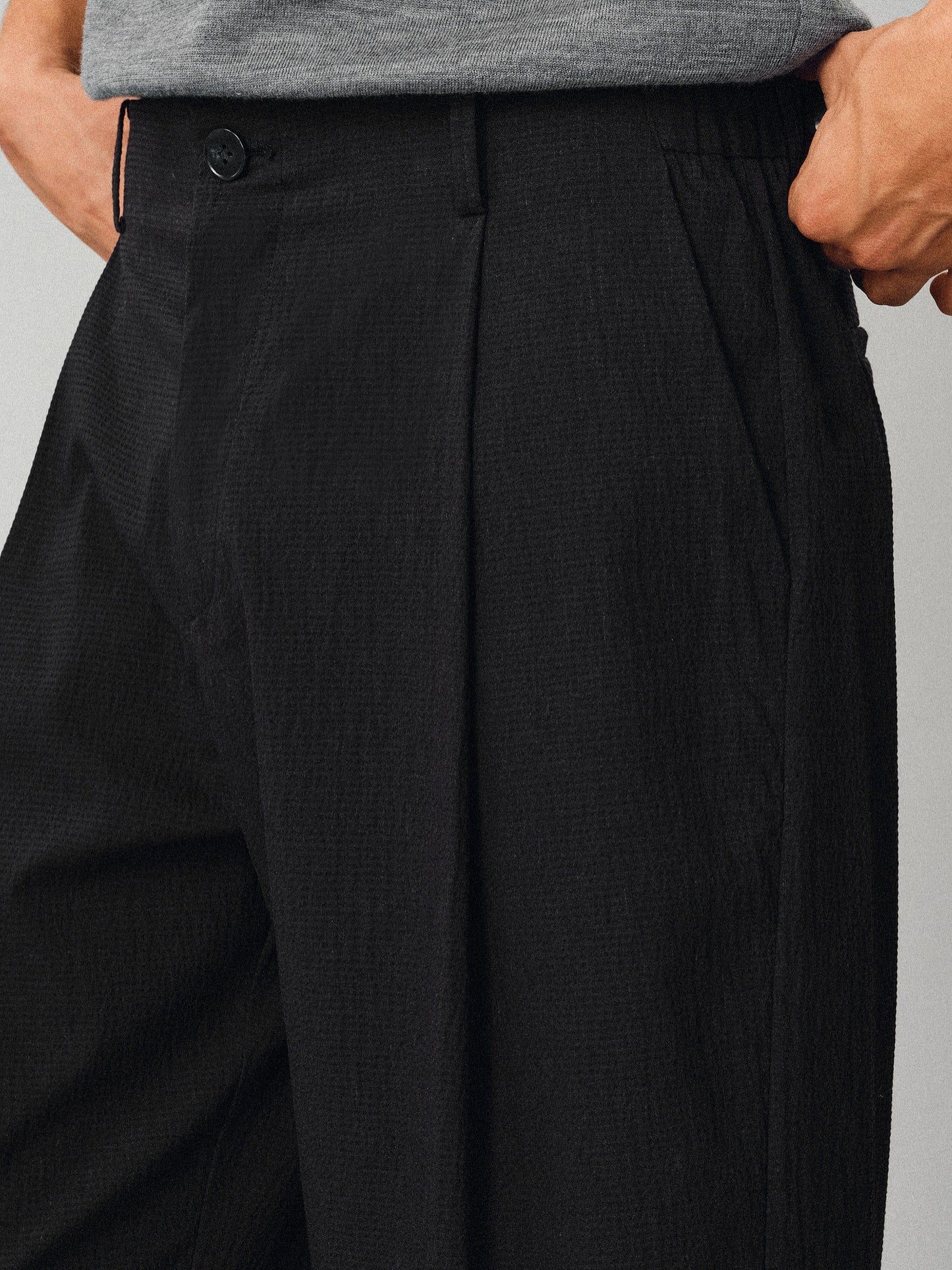 Linen-Blend Casual Pants with a Slightly Curved Silhouette