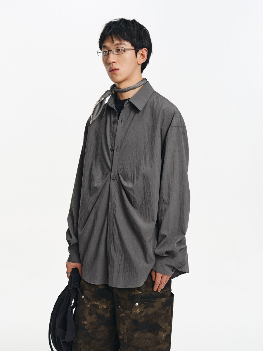 Smooth feel pleated shirt
