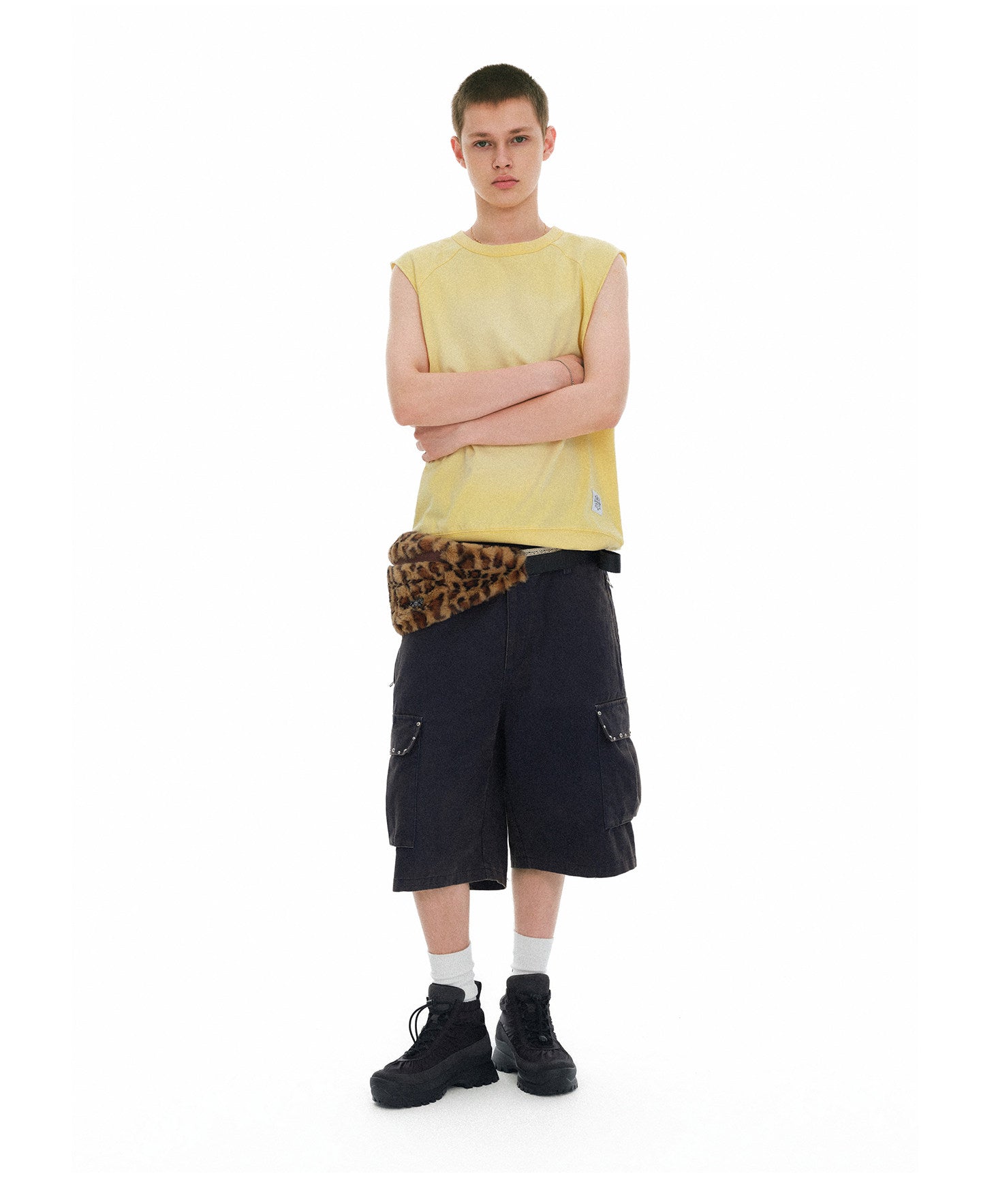 Wash-Finish Basic Embroidered Sleeveless Top