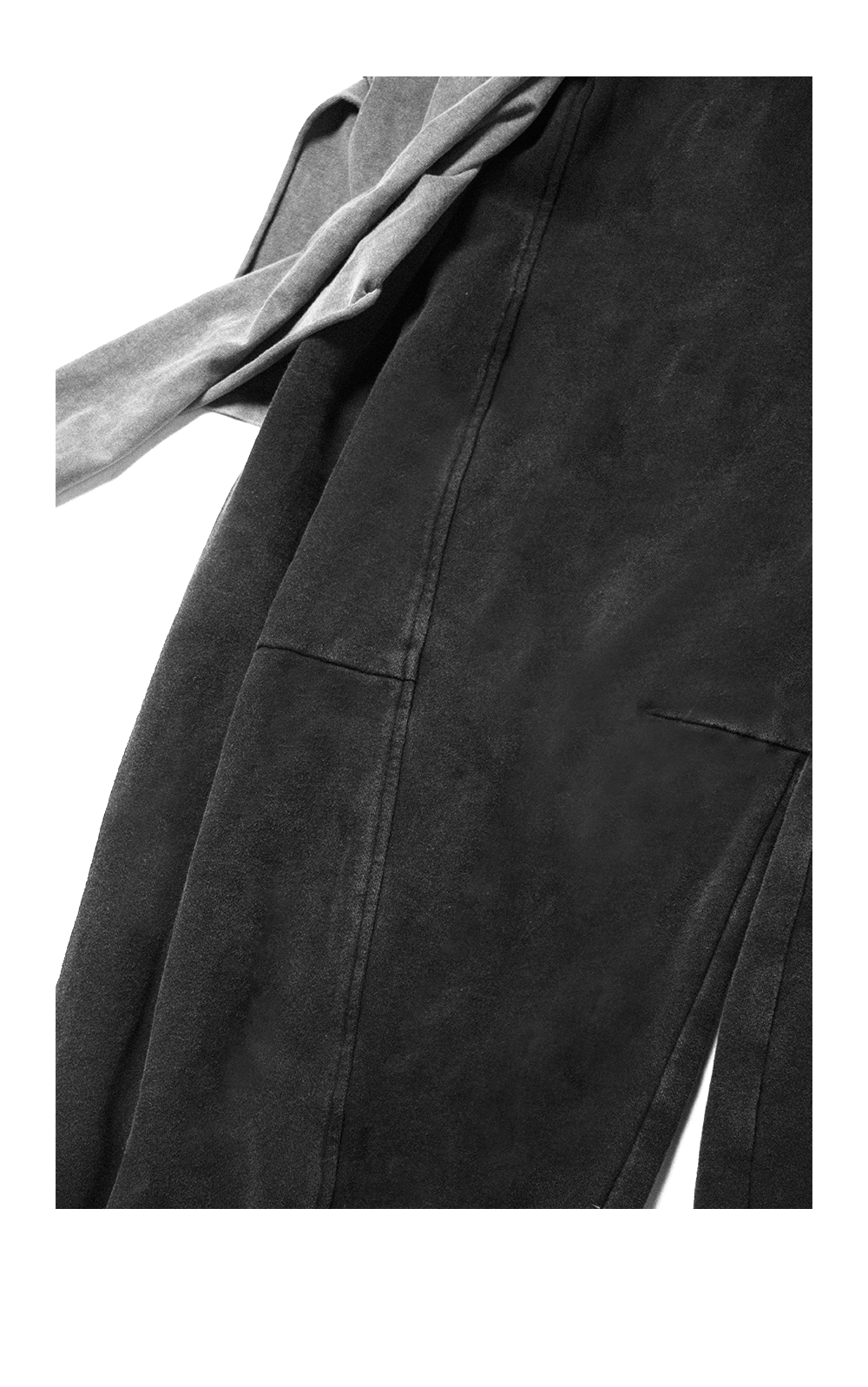 Removable T-shirt and sweatpants