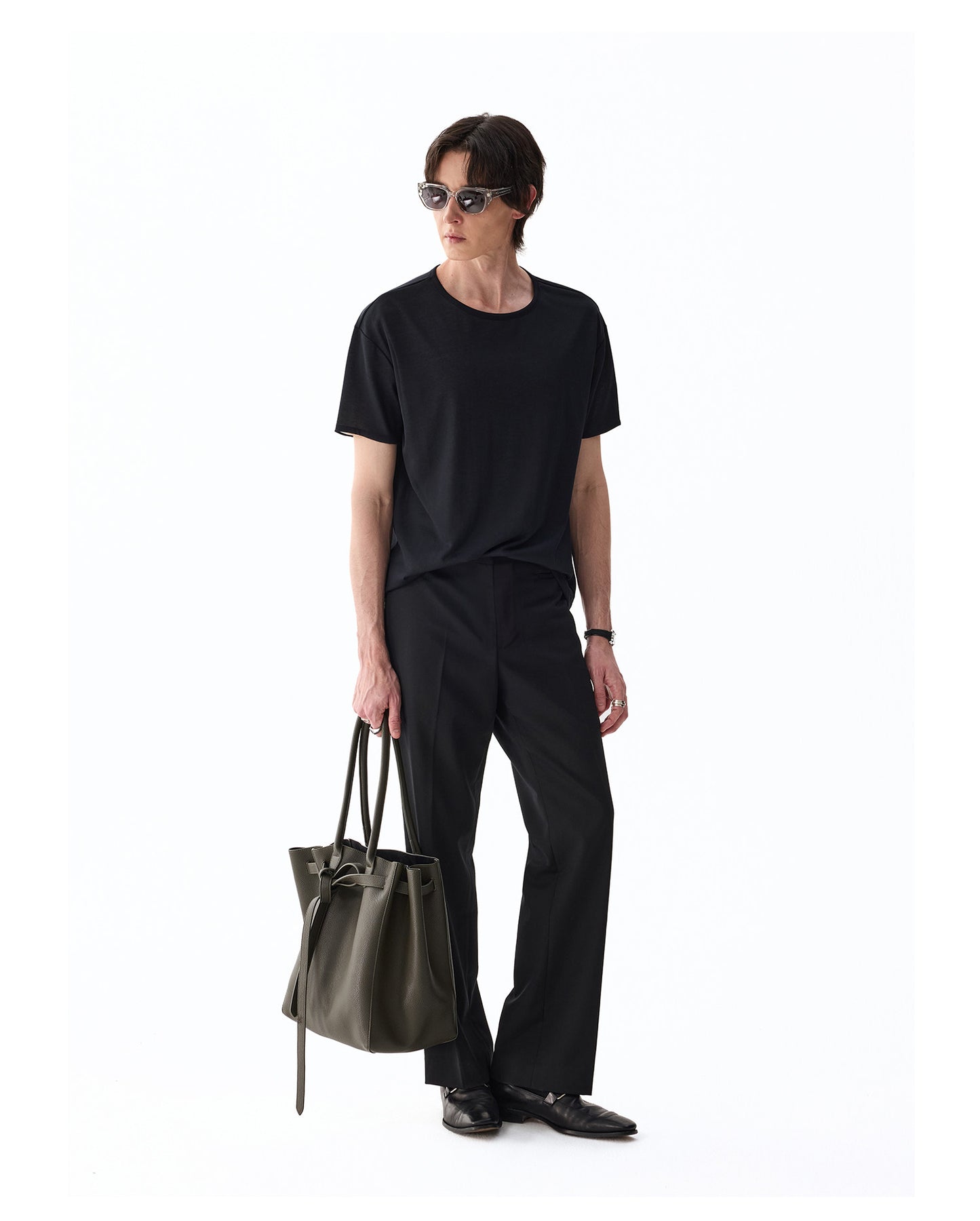 이중 라운드넥 티셔츠