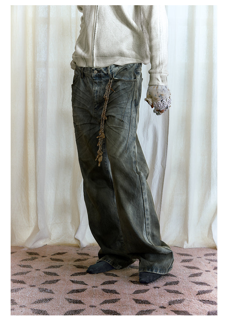 Oil stained jeans with three-dimensional beard