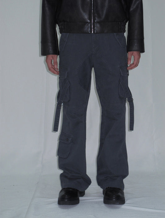 Cargo pants with multi-pocket straps