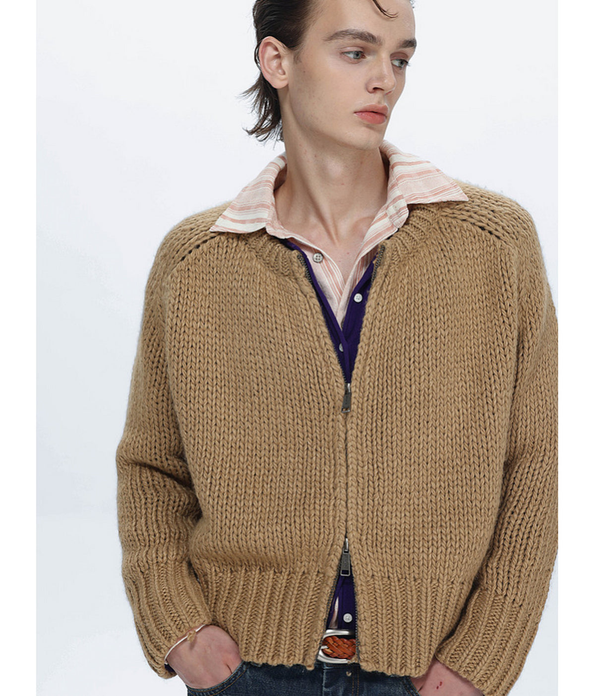 Short-Fit Waist Cardigan