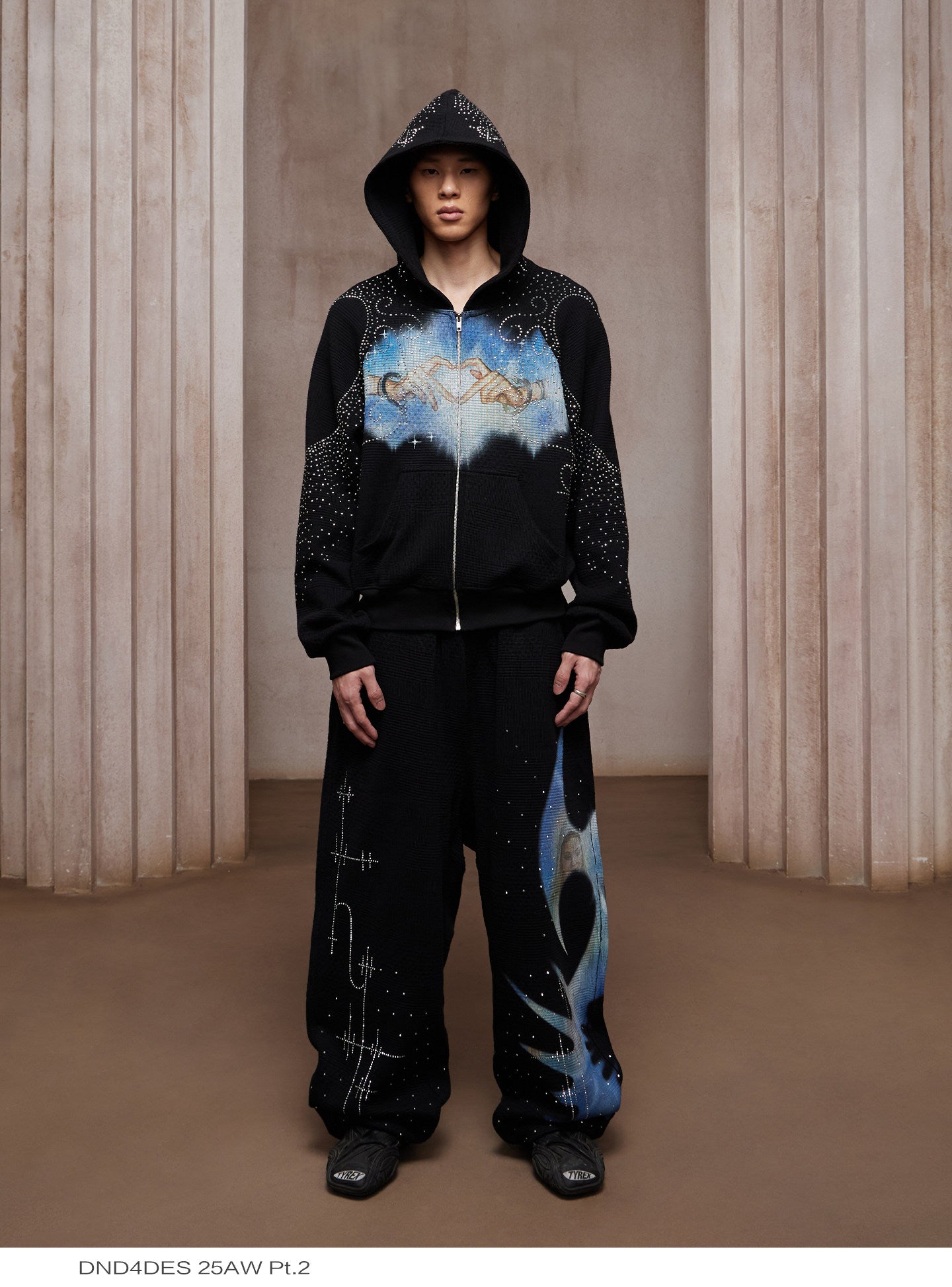 Rhinestone Short Wide Zipper Hoodie
