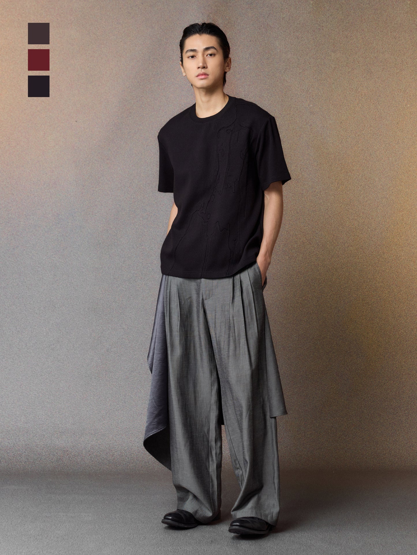 Color-Blocked Patch Embroidered T- Shirt