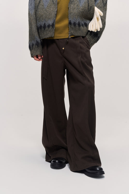 Center seam casual pants