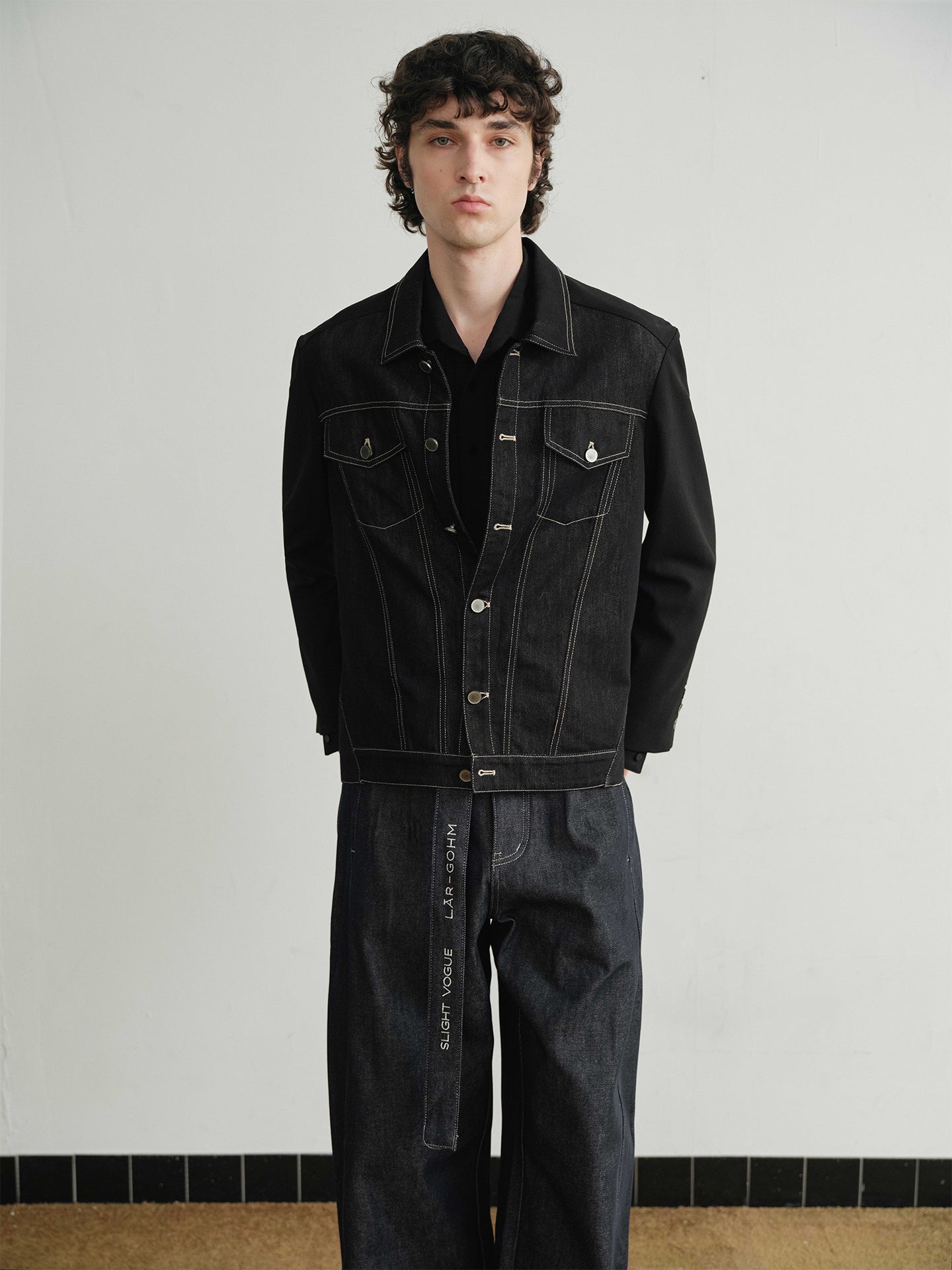 SLIGHT VOGUE – ULTIMUS