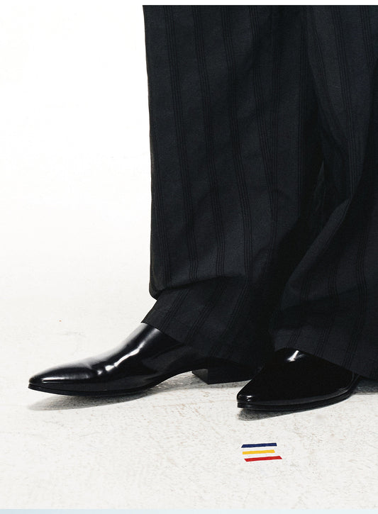 Pointed-toe Leather Shoes