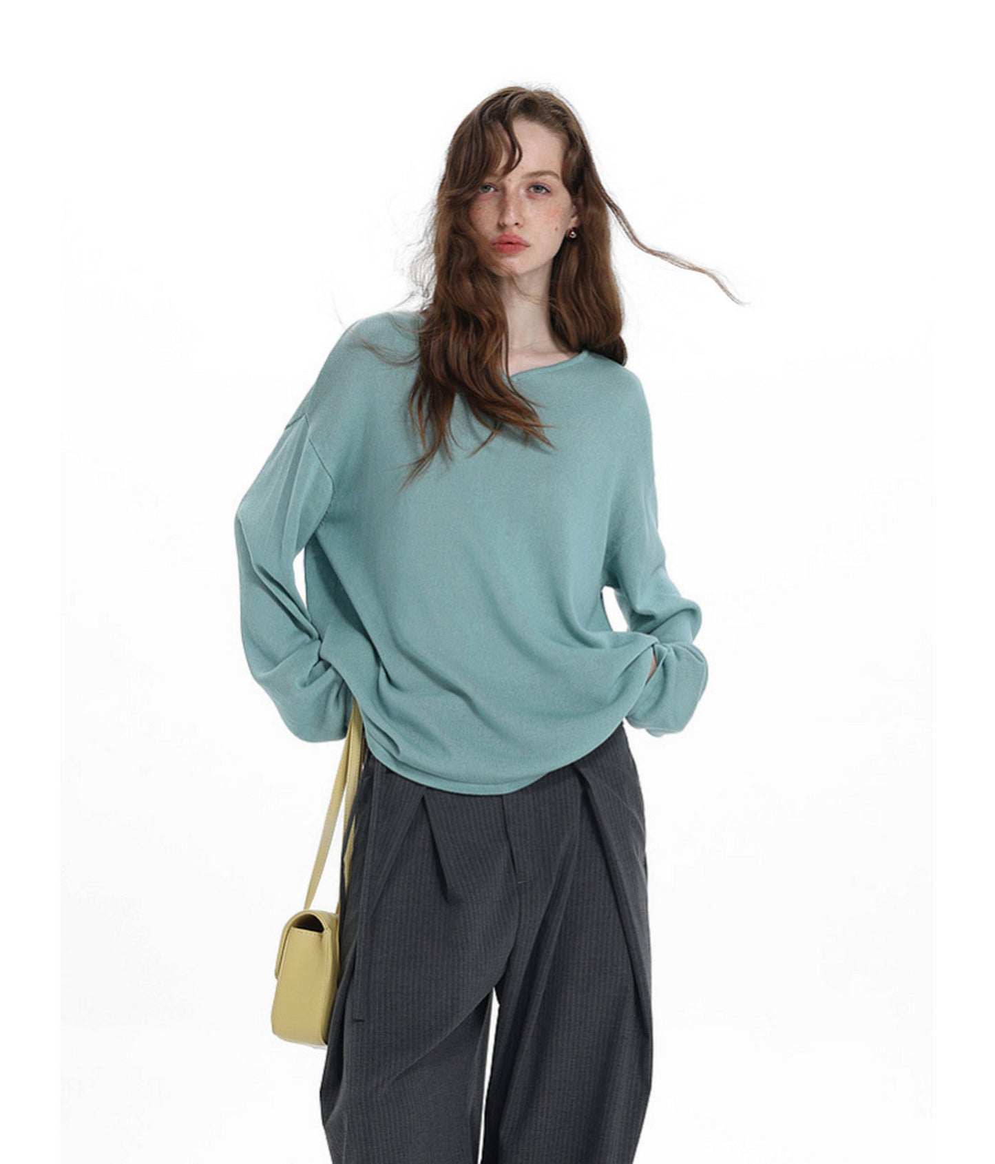Small V-Neck Knit Shirt