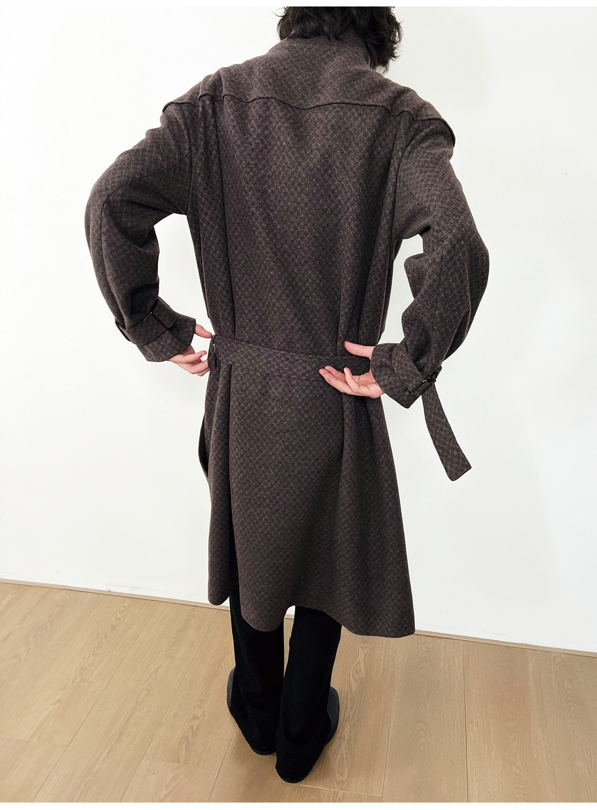 Slightly Loose Fit Wool Coat