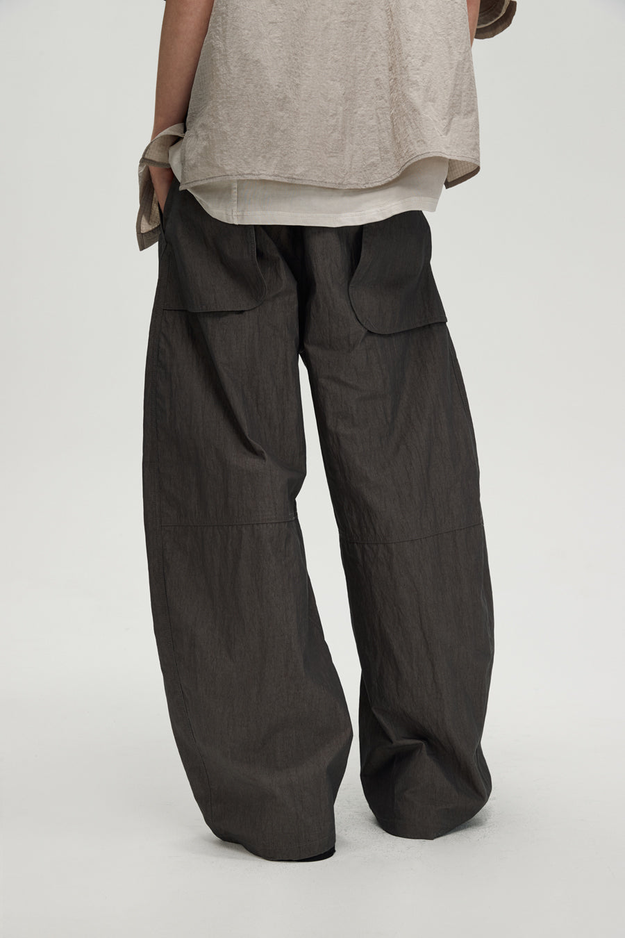 Scimitar Silhouette Breathable Casual Pants