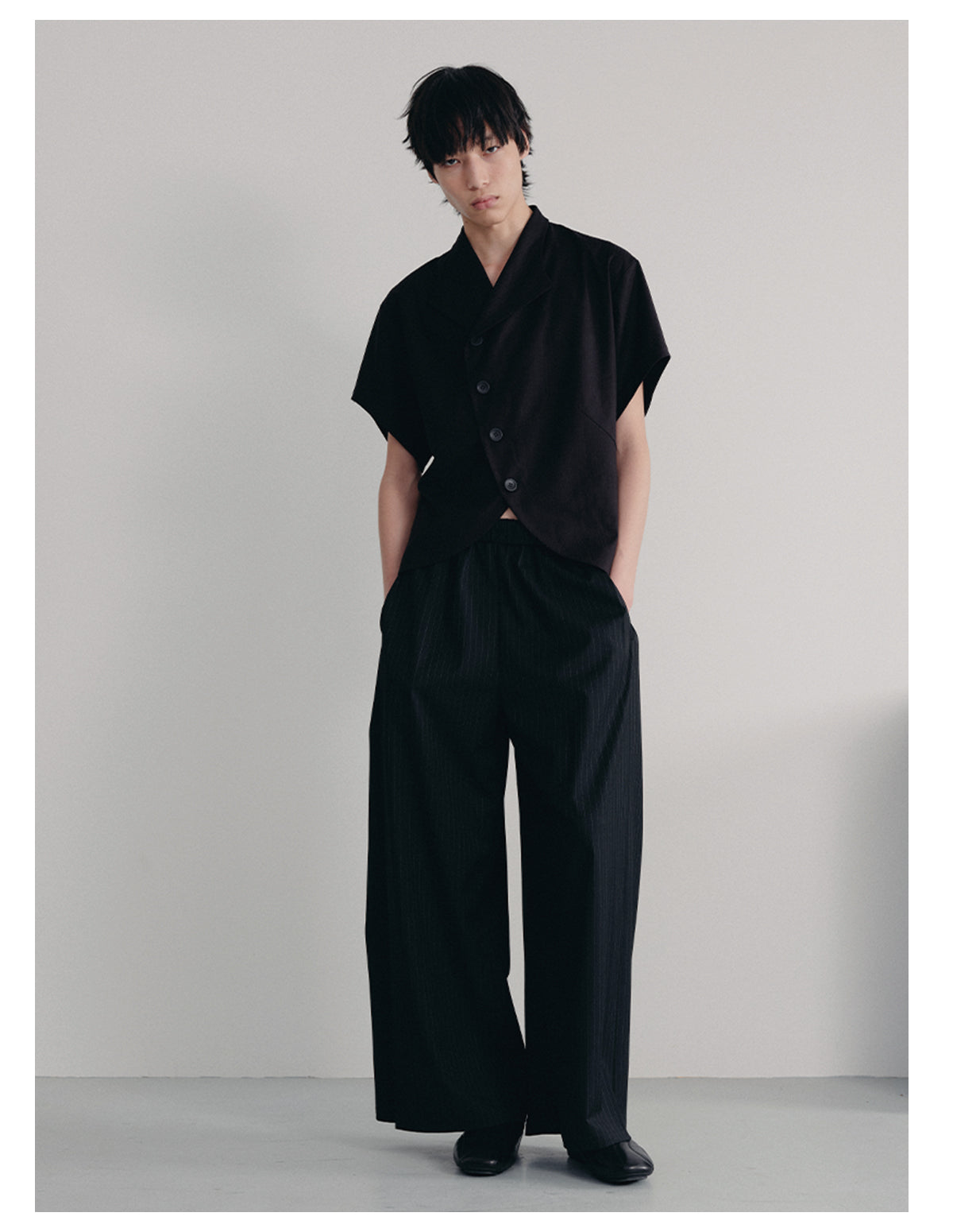 Side Pleats Casual Pants