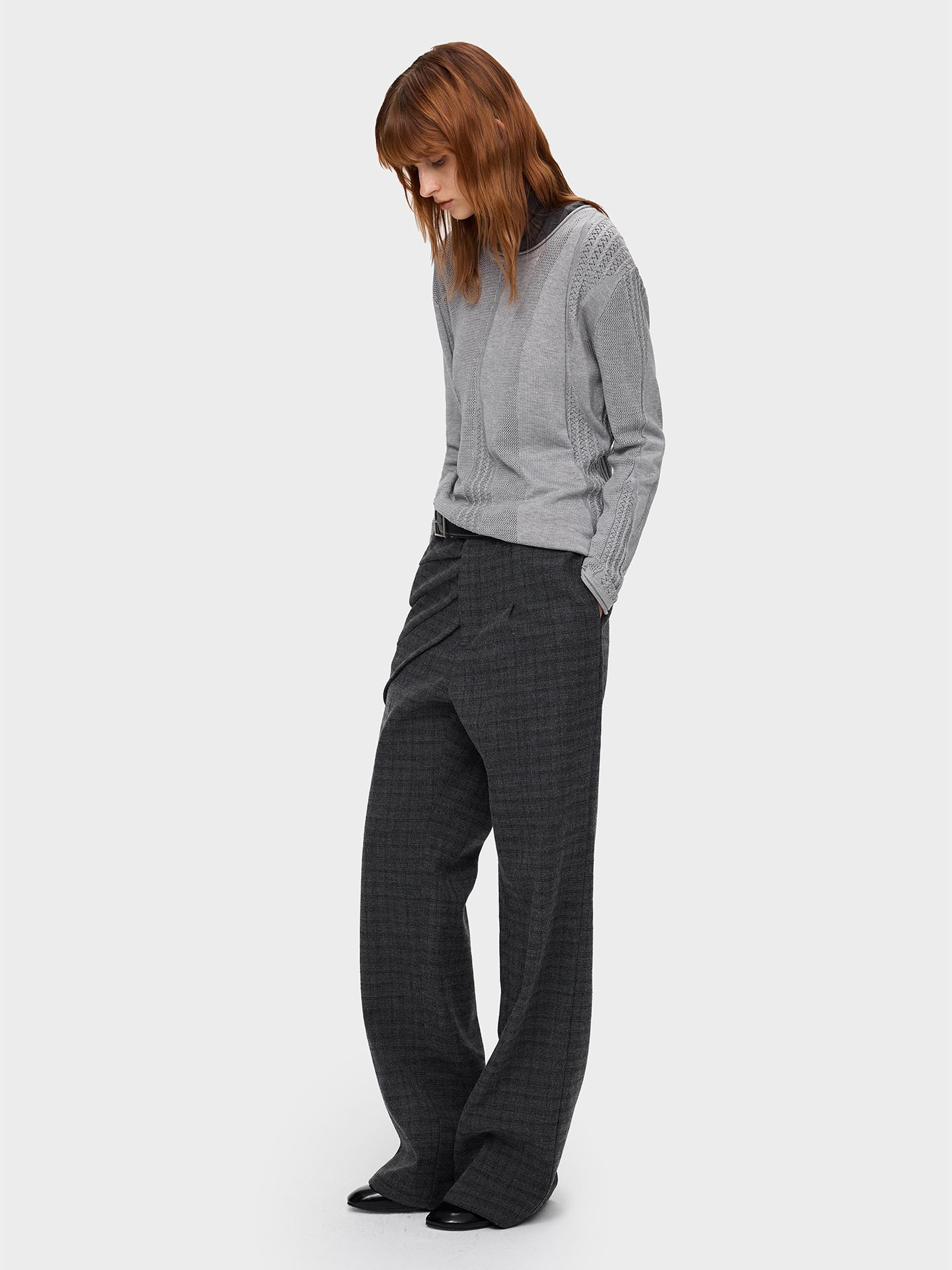 Round-Neck Rolled-Edge Knit Shirt