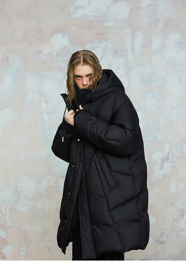 Solid color mid-length hooded down jacket