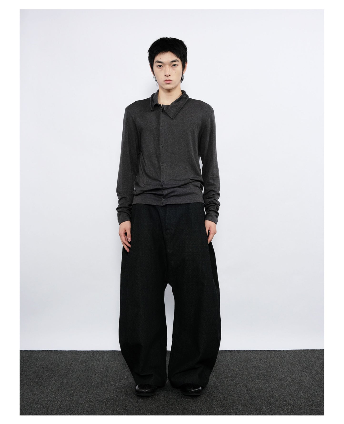 Double-Breasted Slim Cardigan