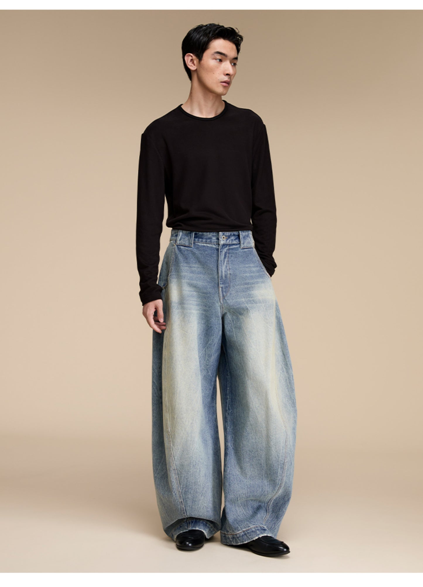 Scimitar Loose Silhouette Casual Denim Pants