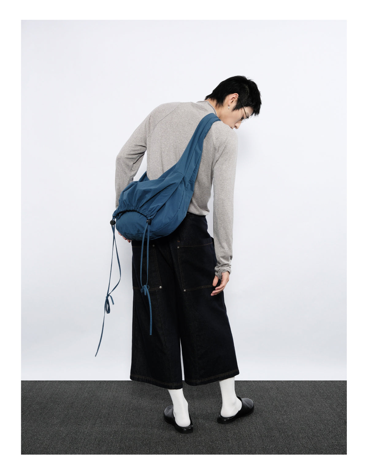 Cropped Straight Jeans