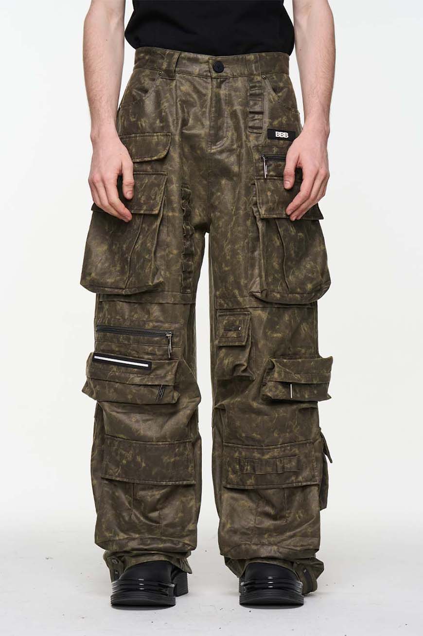 Multi-pocket embroidered straight pants