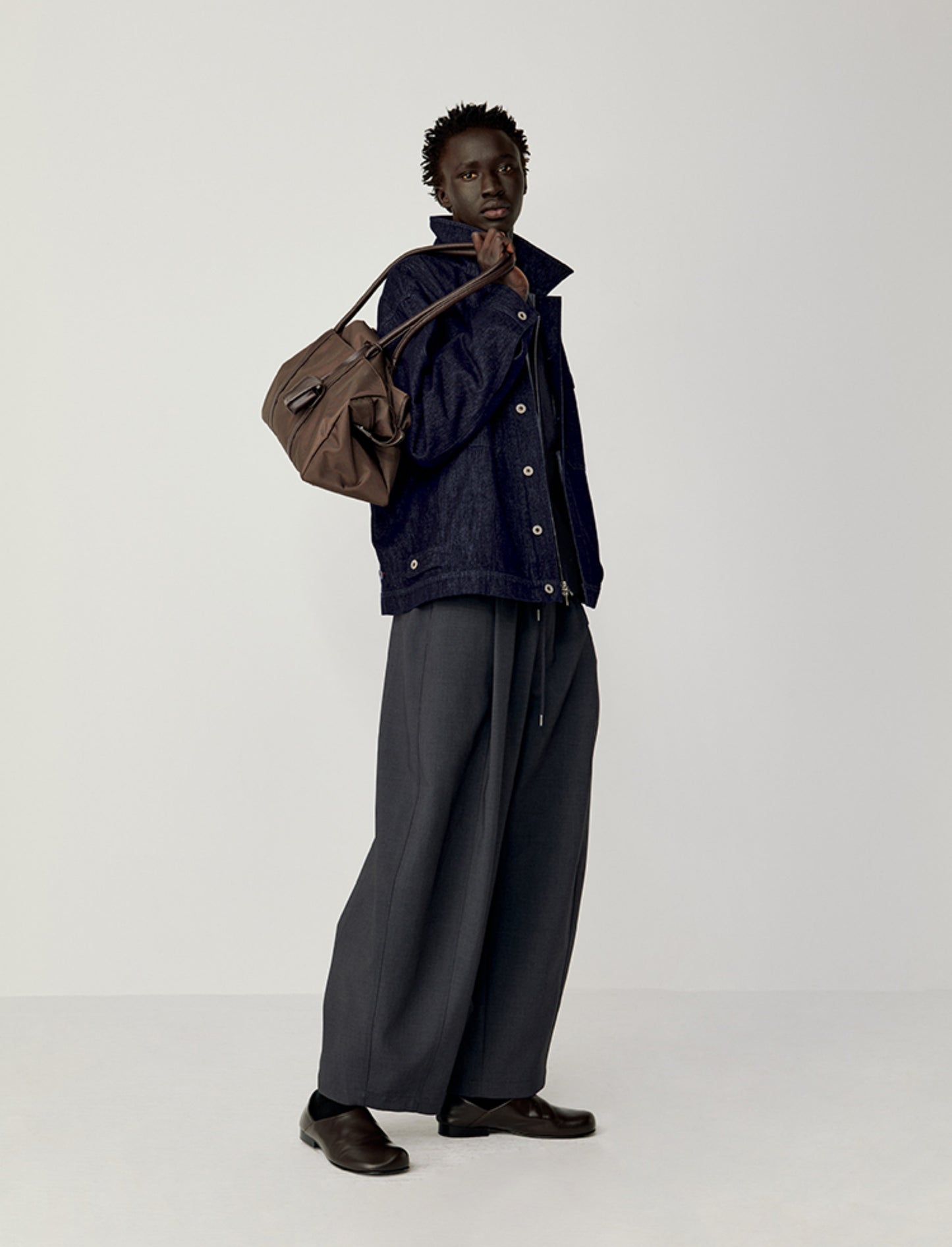 Loose-fitting draped casual pants