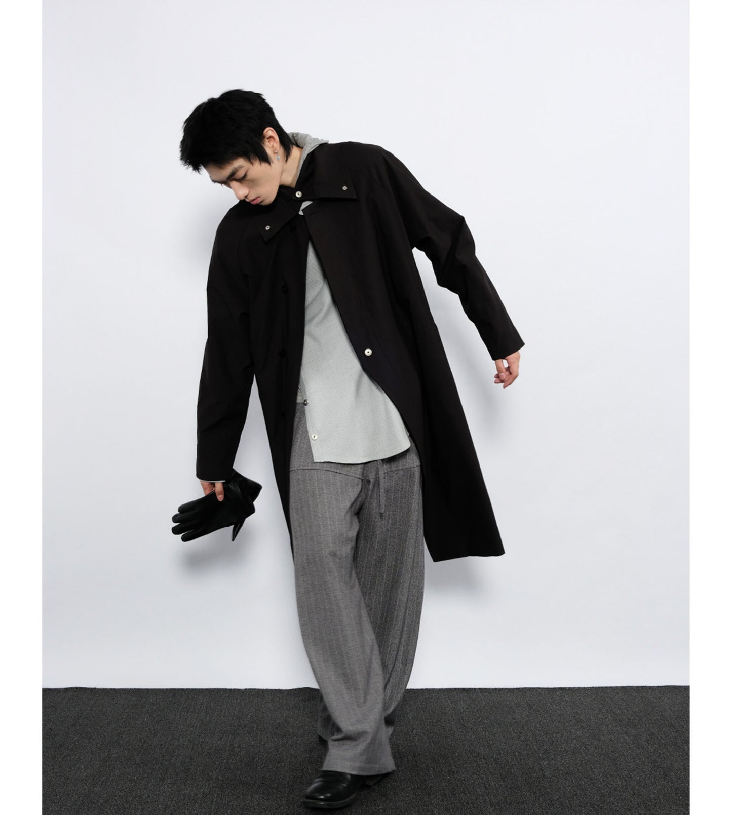 Slightly wrinkled finish Trench coat