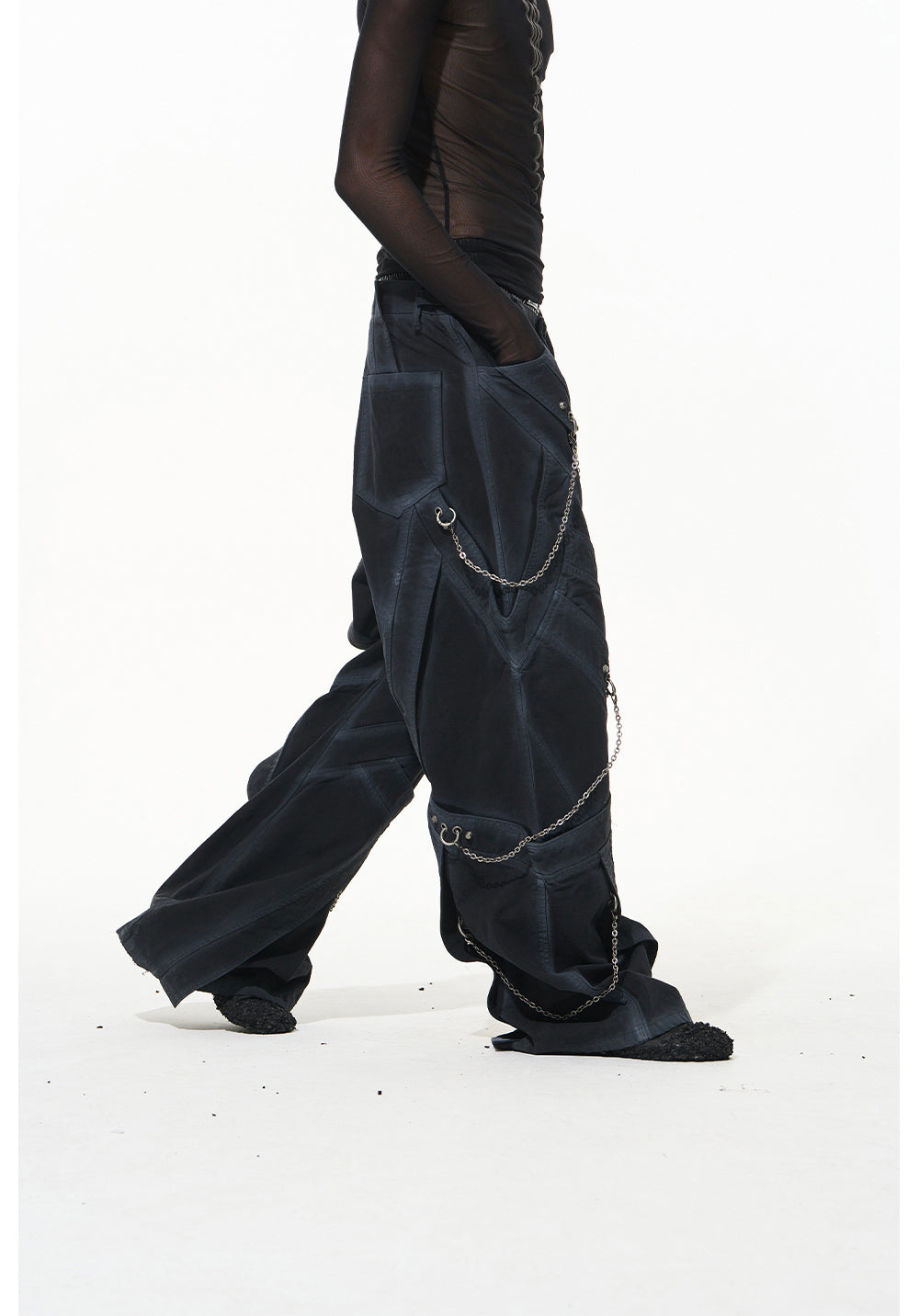 Multi-fly chain decor casual pants