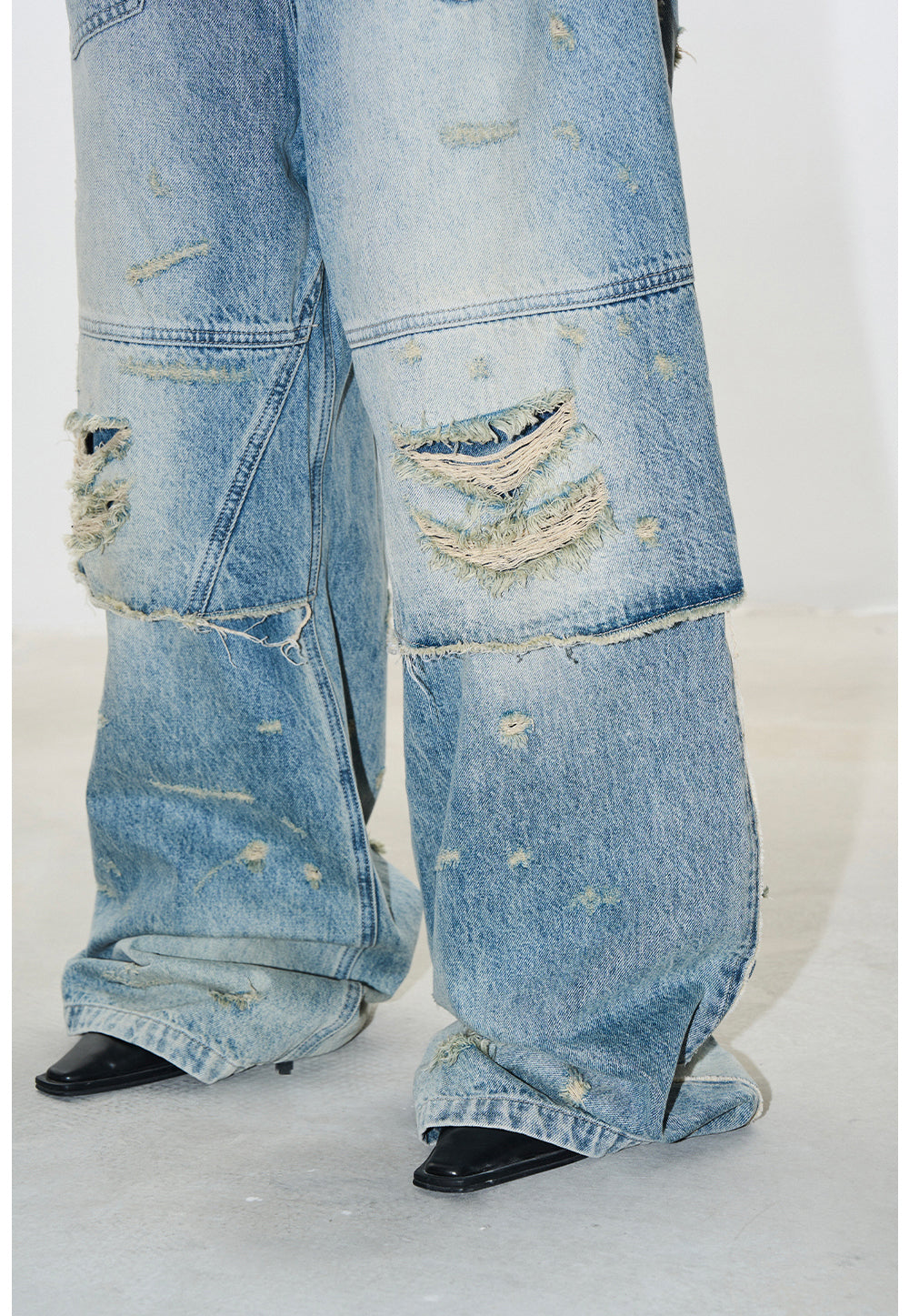 Ripped Damage Washed Denim Pants