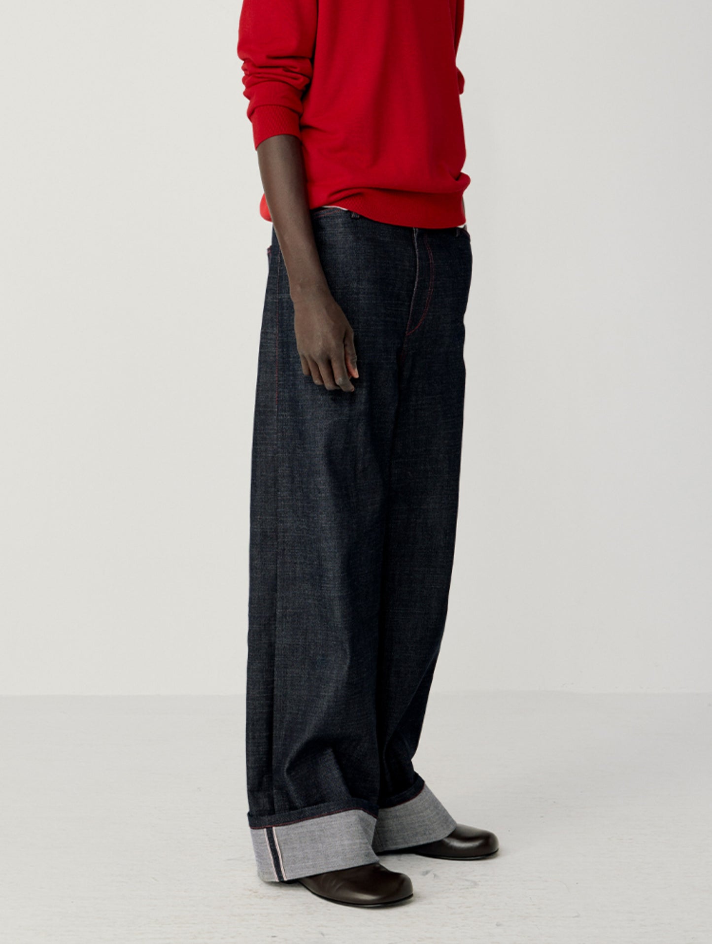 Straight Wide-Leg Jeans