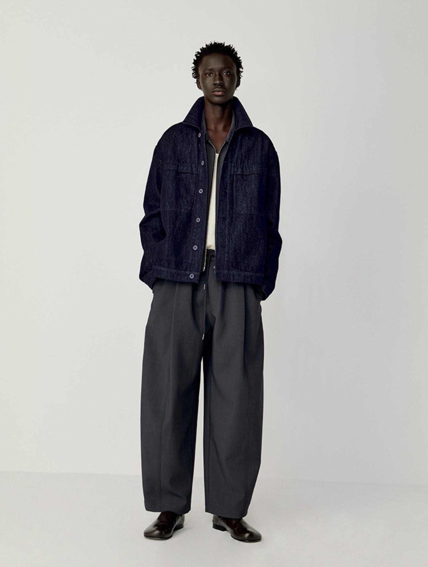 Loose-fitting draped casual pants