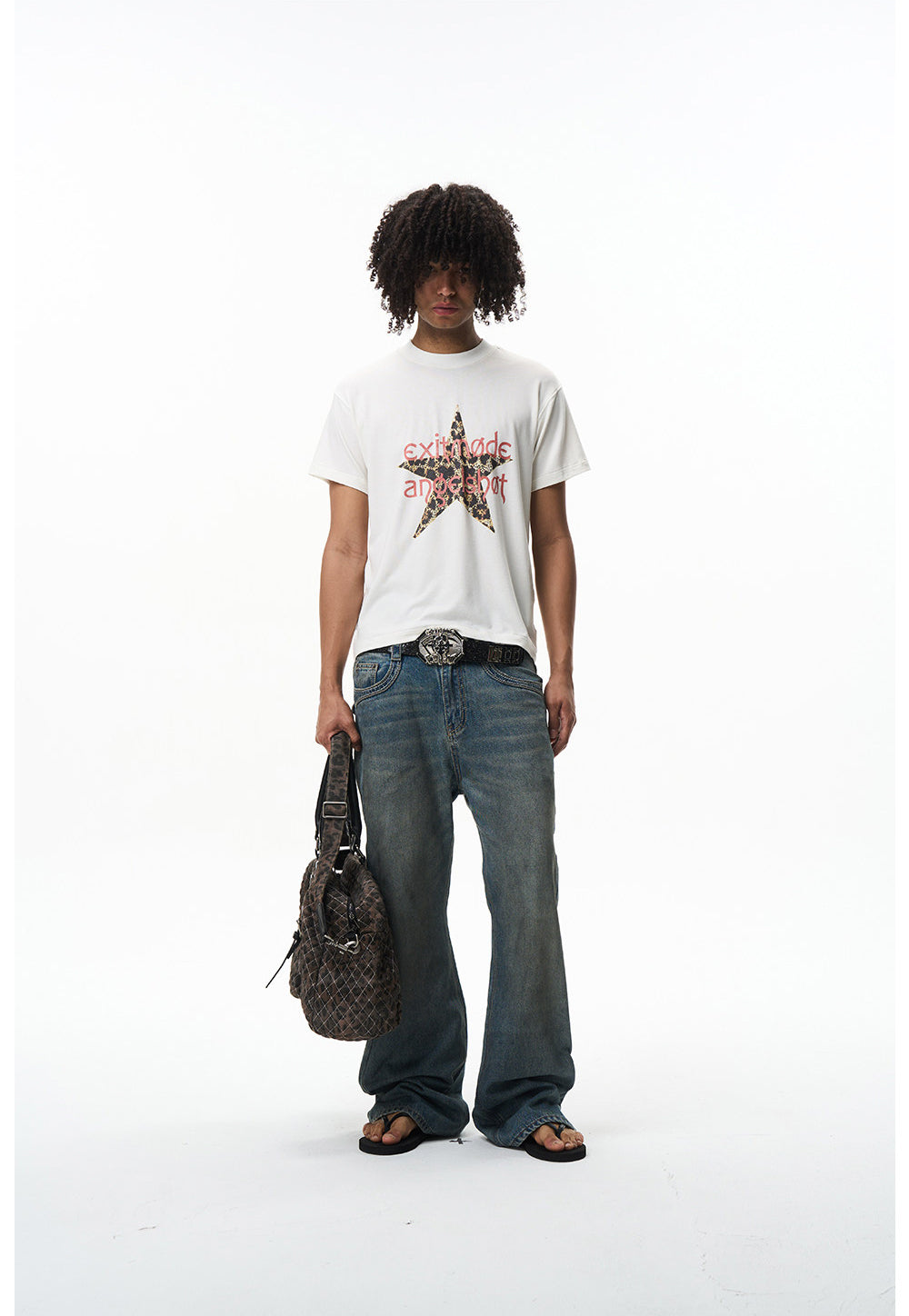 Unisex Five-Pointed Star and Text Print T-Shirt