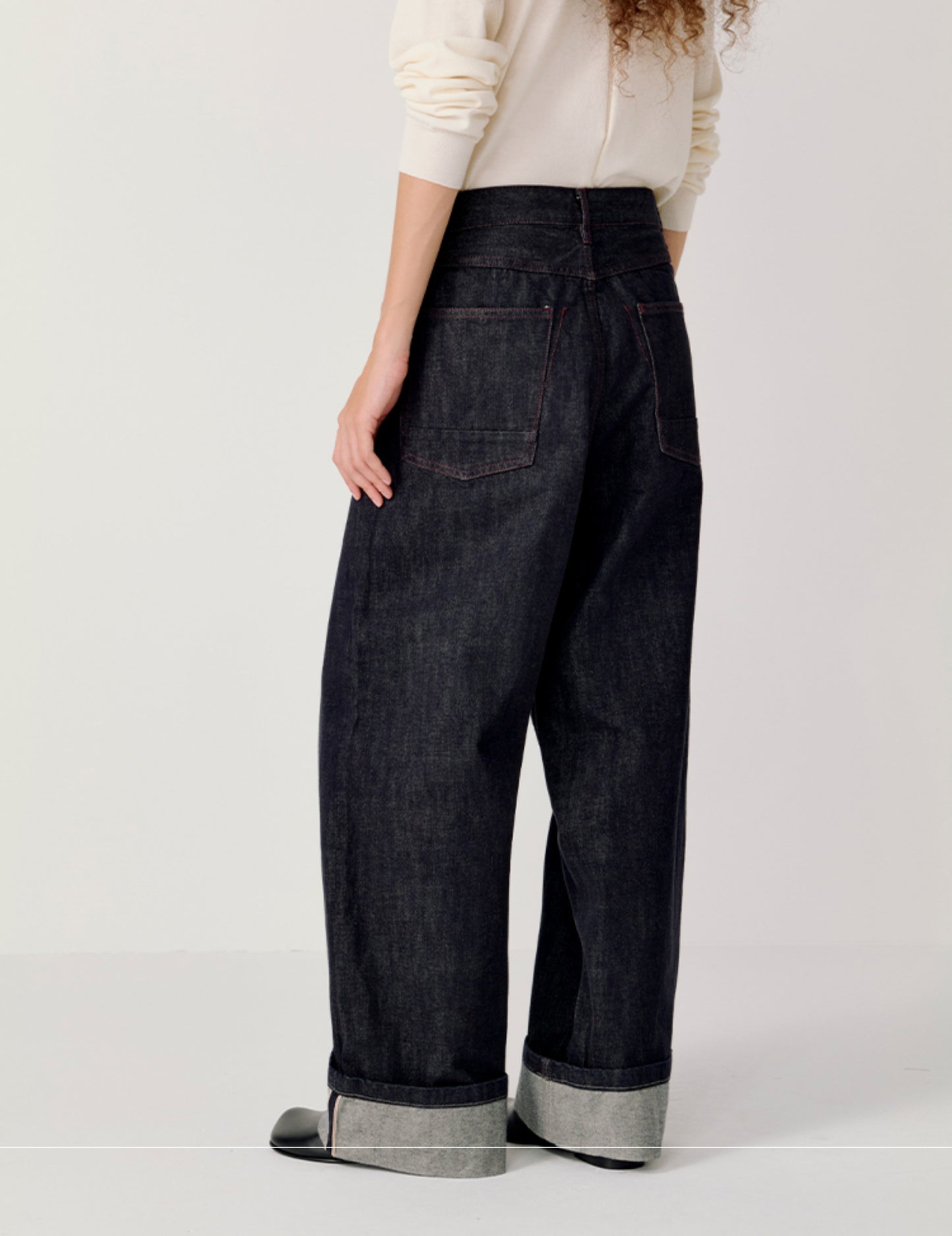 Straight Wide-Leg Jeans