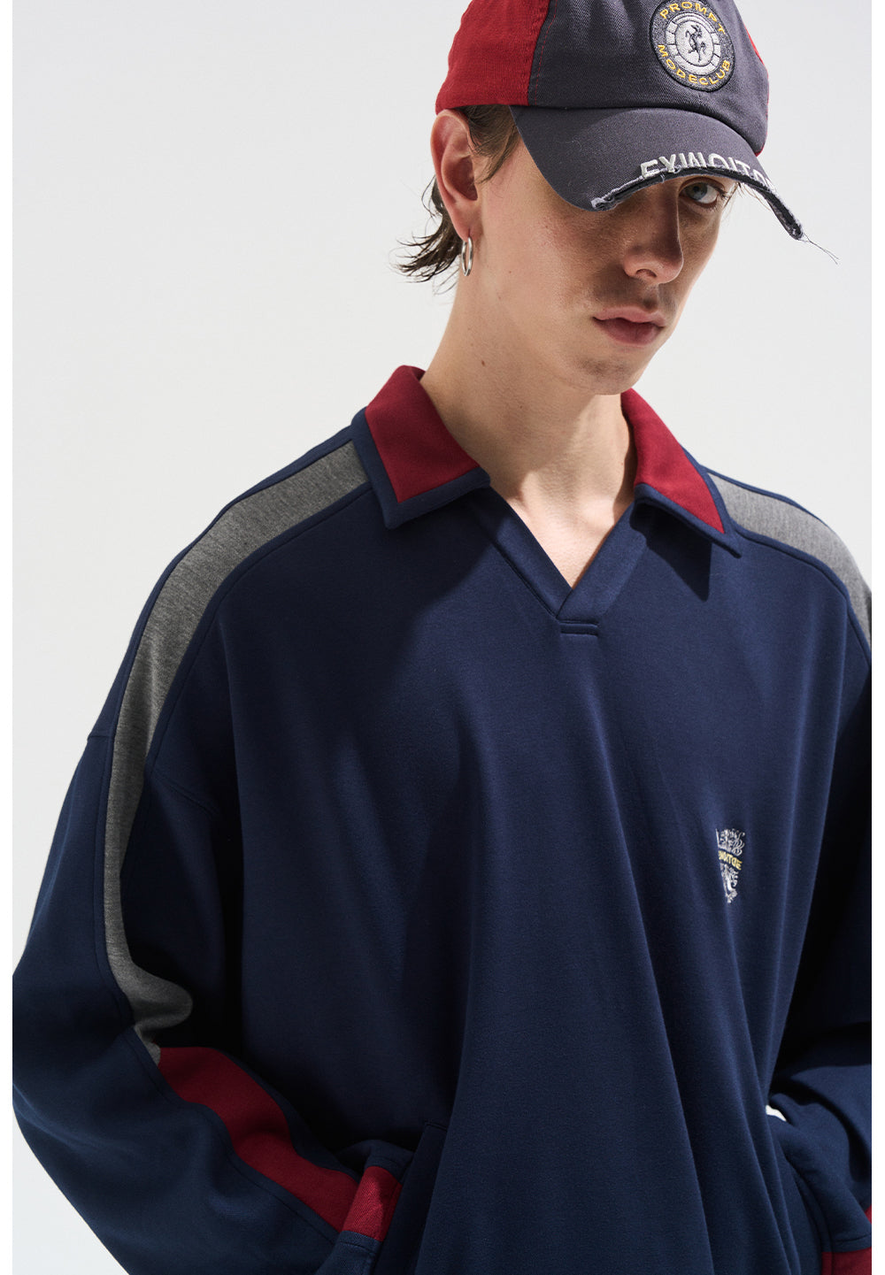 Embroidered Contrast Color Sweatshirt